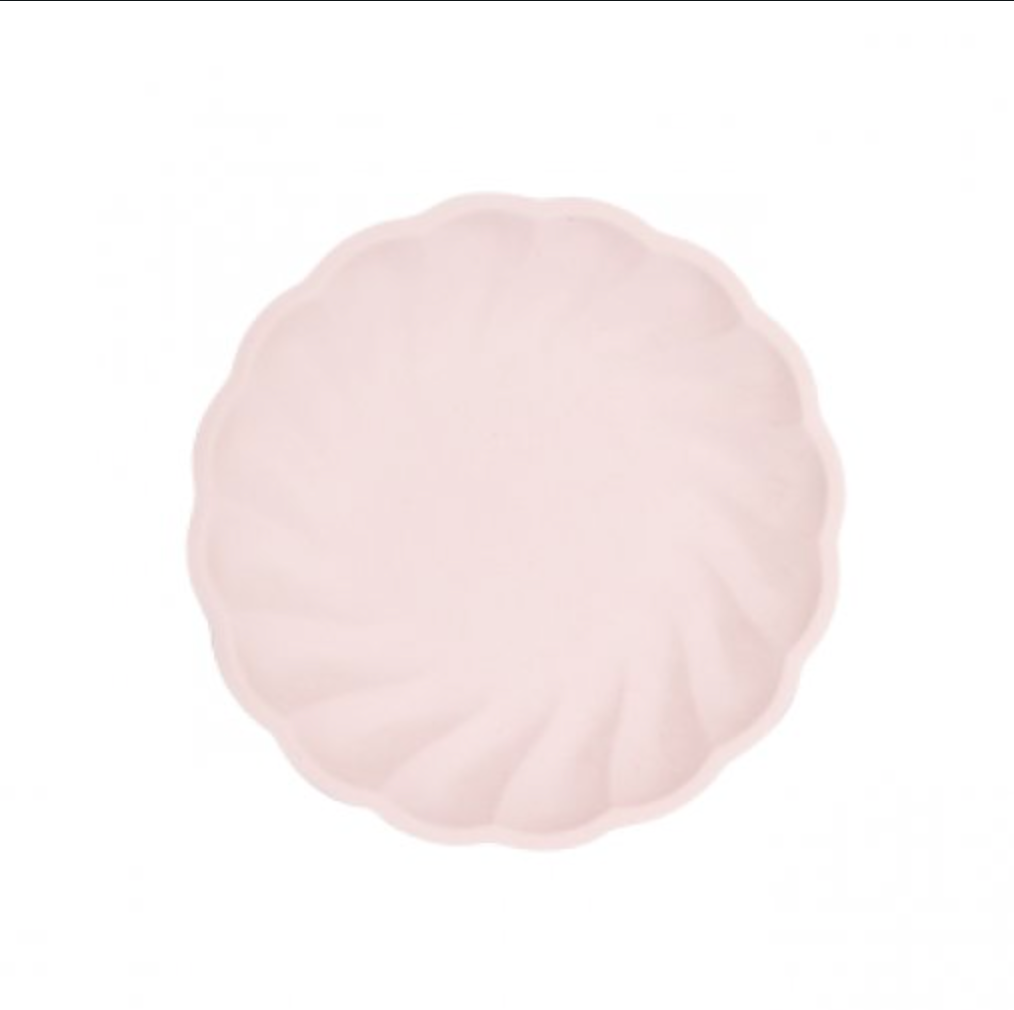 Conjunto de 6 pratos, com 18,8cm de diâmetro.
Compostos por 77% de cana-de-açúcar, 9% de bambu, 4 % AKD e água.
Não contêm plástico.