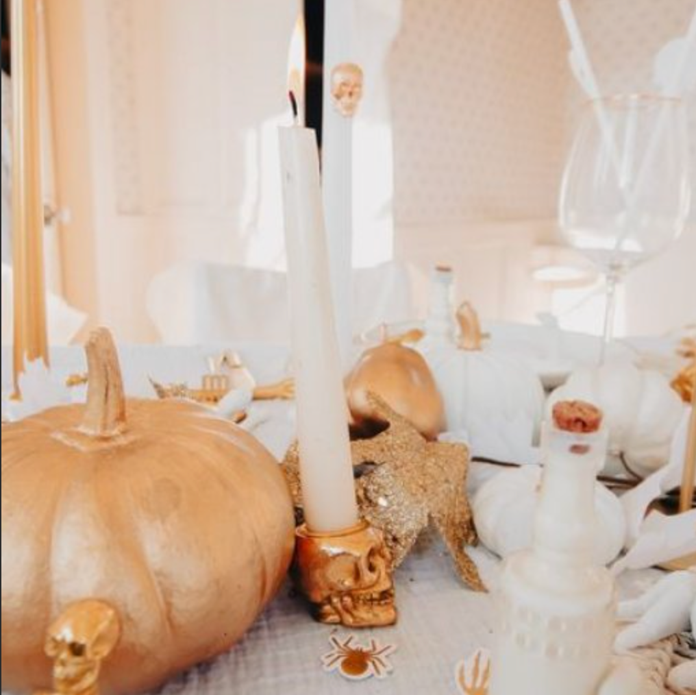 Castiçal Caveira Dourado