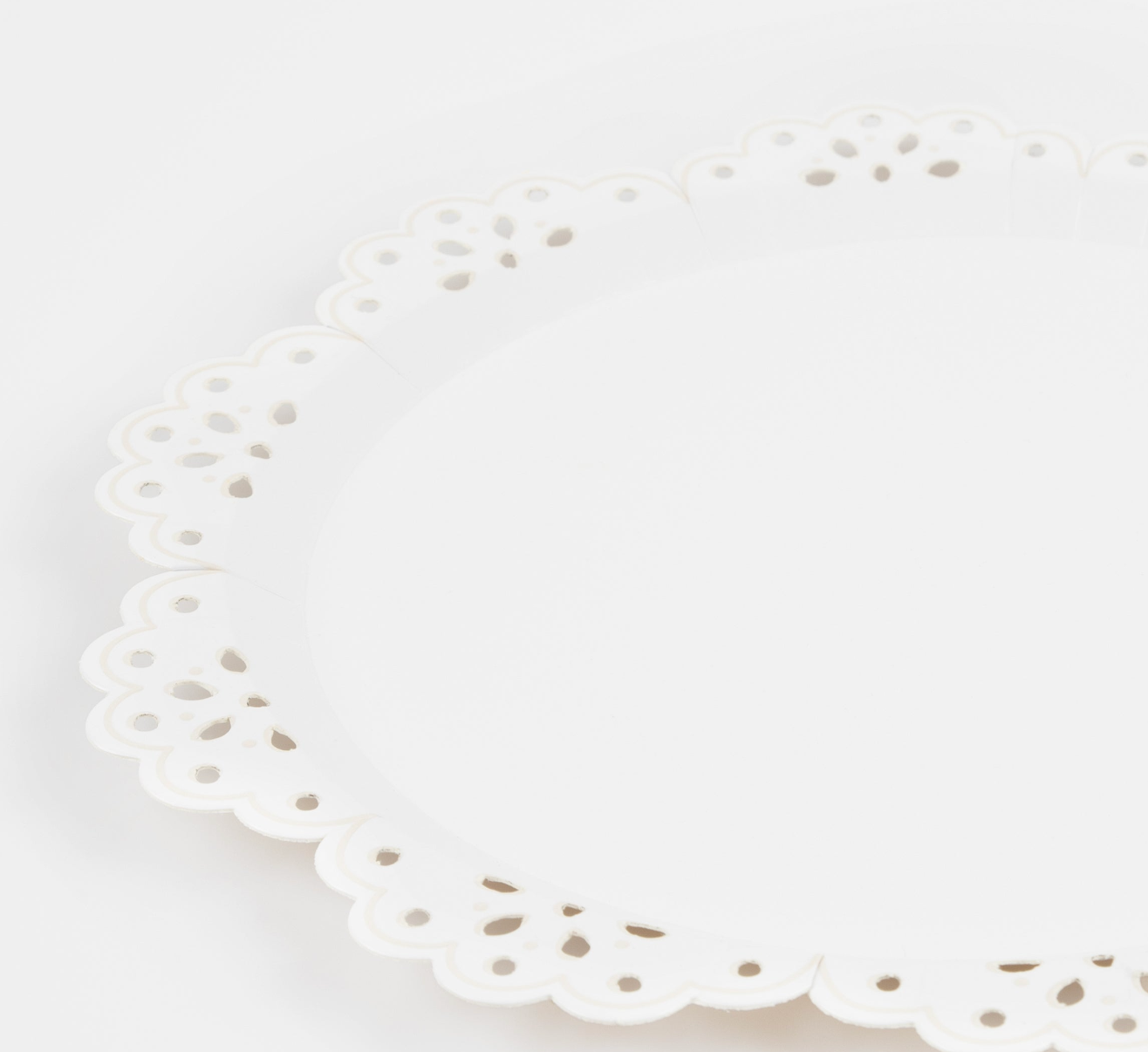 Pratos Bordado Inglês Brancos