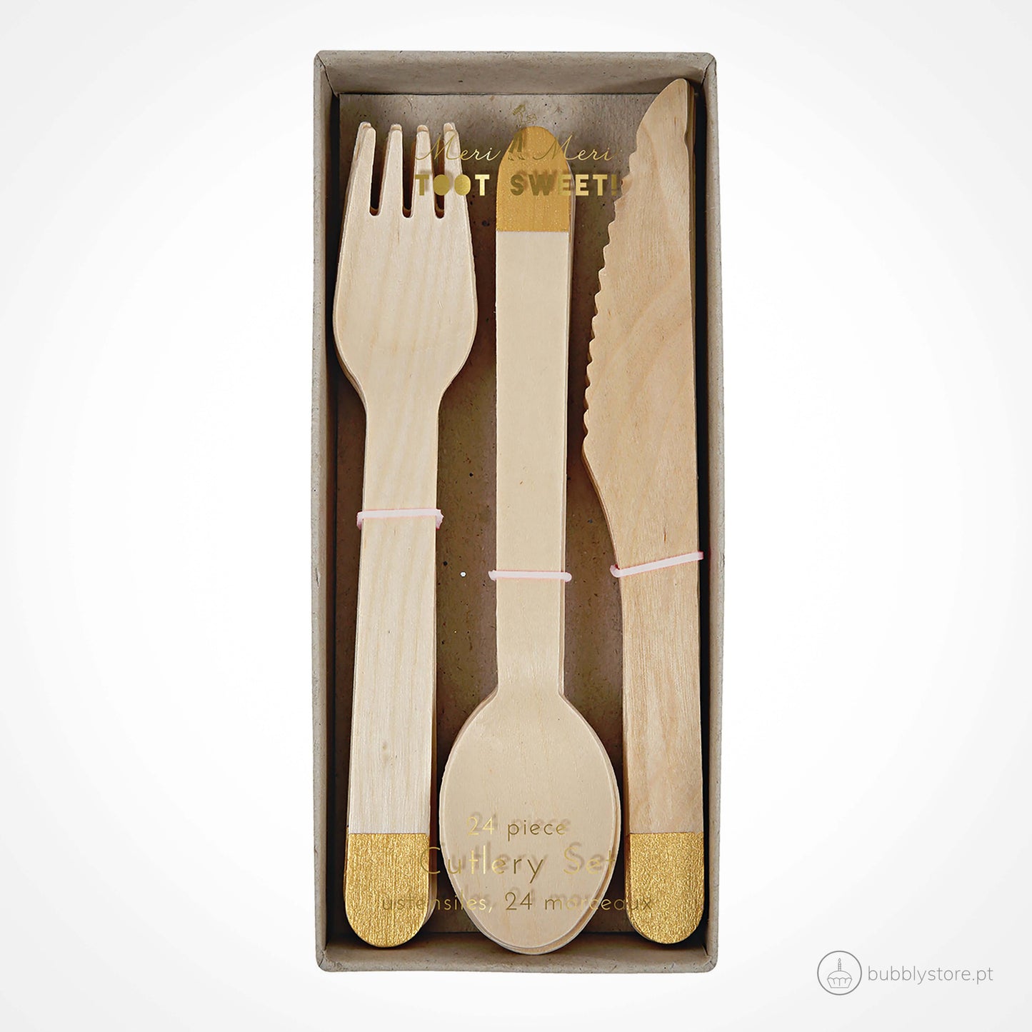 Talheres de madeira, com estampa dourada, com altura de 16 cm. Disponíveis em conjuntos de 24 unidades ( 8 colheres, 8 facas e 8 garfos).