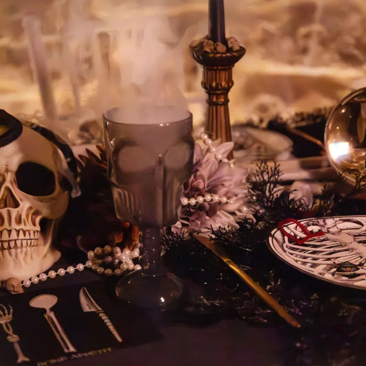 Copo Cálice Caveira Preto, mesa de Halloween