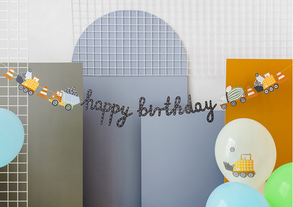 Grinalda Happy Birthday para festa de aniversário infantil do tema Construção, com comprimento de 2,5m.