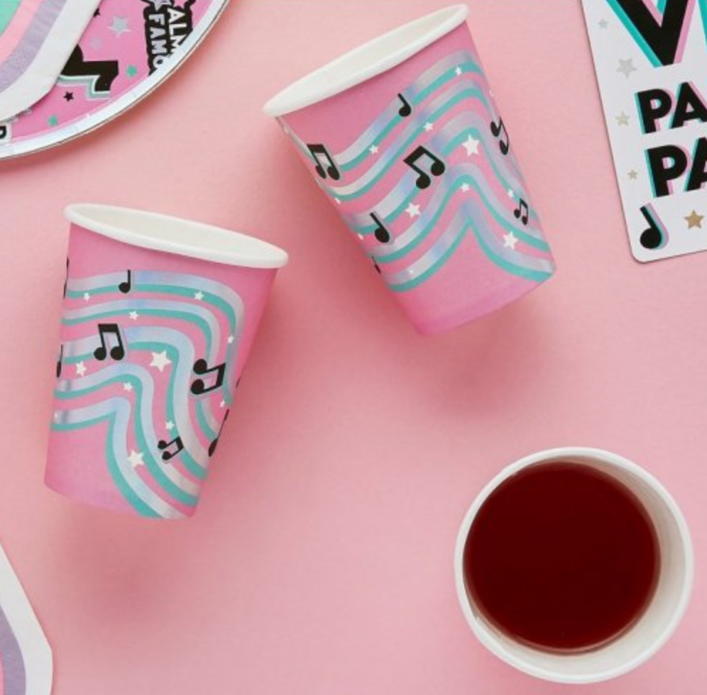 Copos Notas Musicais