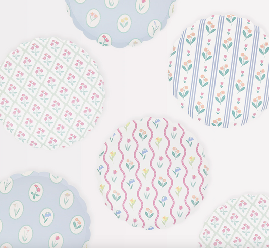 Pratos Florais Pequenos