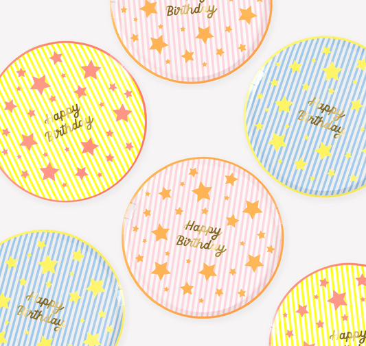 Pratos Estrelas e Riscas