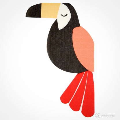 Guardanapos com formato de tucano, com a medida de 12,1 x 20cm.
Cada embalagem é composta por 20 unidades.