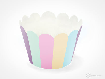 Kit de Cupcakes com diferentes designs.
Cada embalagem é composta por 6 unidades.
