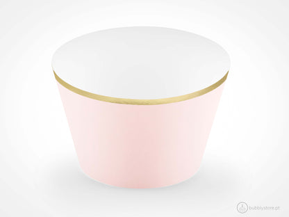Formas para cupcakes rosa com fio metálico dourado, com a medida de 4,8 x 7,6 x 4,6cm.
Cada embalagem é composta 6 unidades.