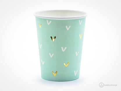 Copos de papel da temática Cactos com a capacidade de 220 ml. Disponíveis em conjuntos de 6 unidades.