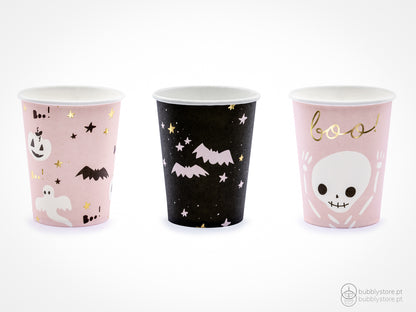 Conjunto de copos com 3 estampas diferentes,com a capacidade de 220 ml.
Disponíveis em conjuntos de 6 unidades.