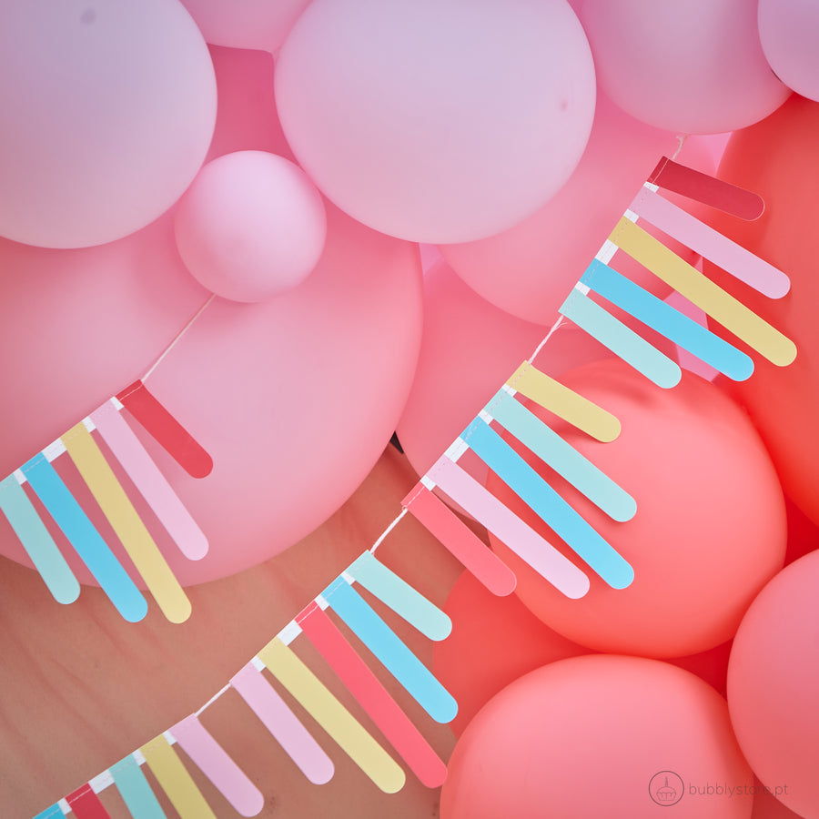 Wreath Multicolored Fringes