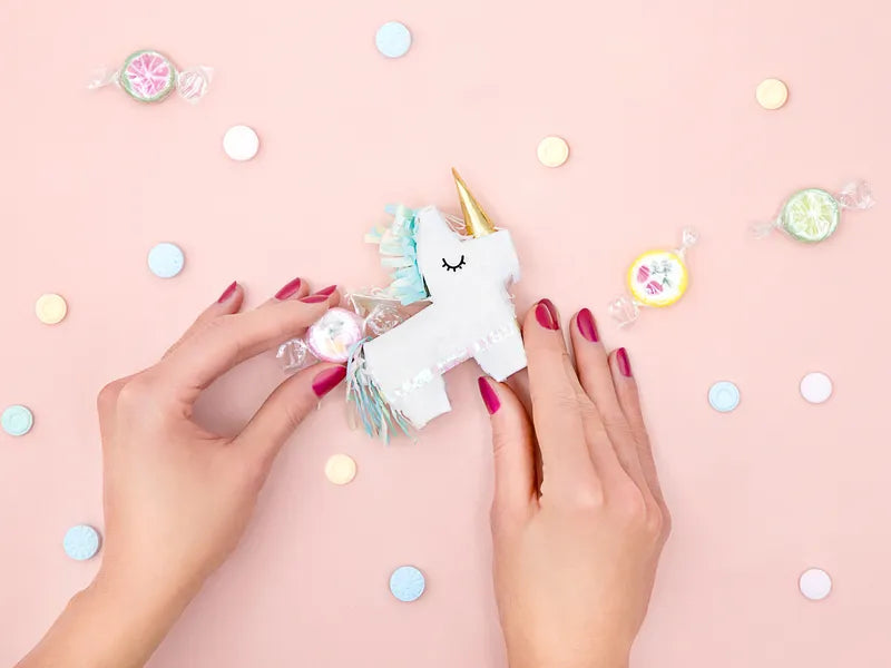 mini piñata unicorn