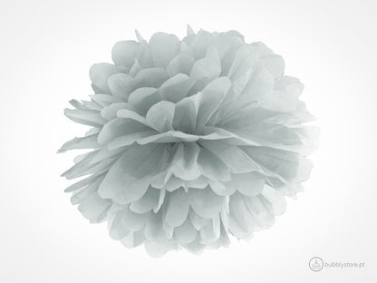 Pompom de papel cor prateado para decoração festa aniversário, com 25cm de diâmetro.