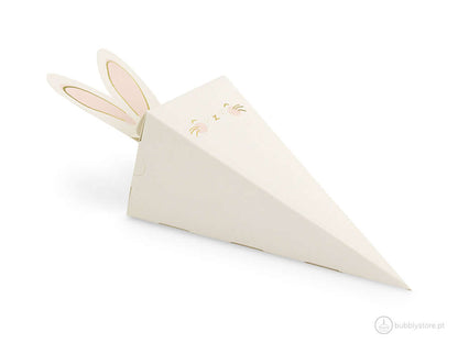 Caixas em forma de coelho para doces ou brindes, com a medida de 7,2 x 26,5 x 7,2cm. Cada embalagem contém 6 unidades.