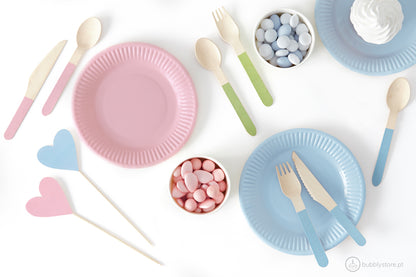 Pastel cutlery