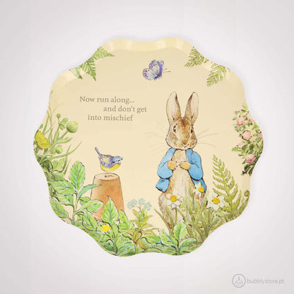 Pratos da temática Peter Rabbit, com diâmetro de 21 cm.
Cada embalagem contém 8 unidades.