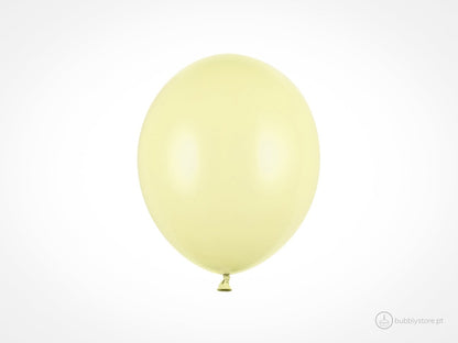 Balões latex, liso acabamento mate, 23 cm de diâmetro. Aptos para enchimento com hélio. Disponíveis em packs de 10, 50 ou 100 unidades.